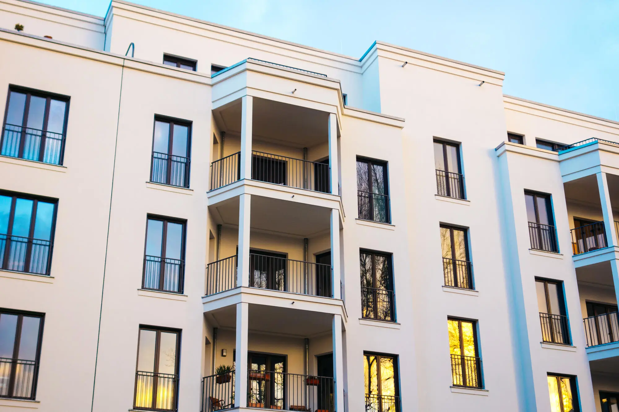 Warning Signs You Need Landlord Rescue for Your Sarasota Rental Property